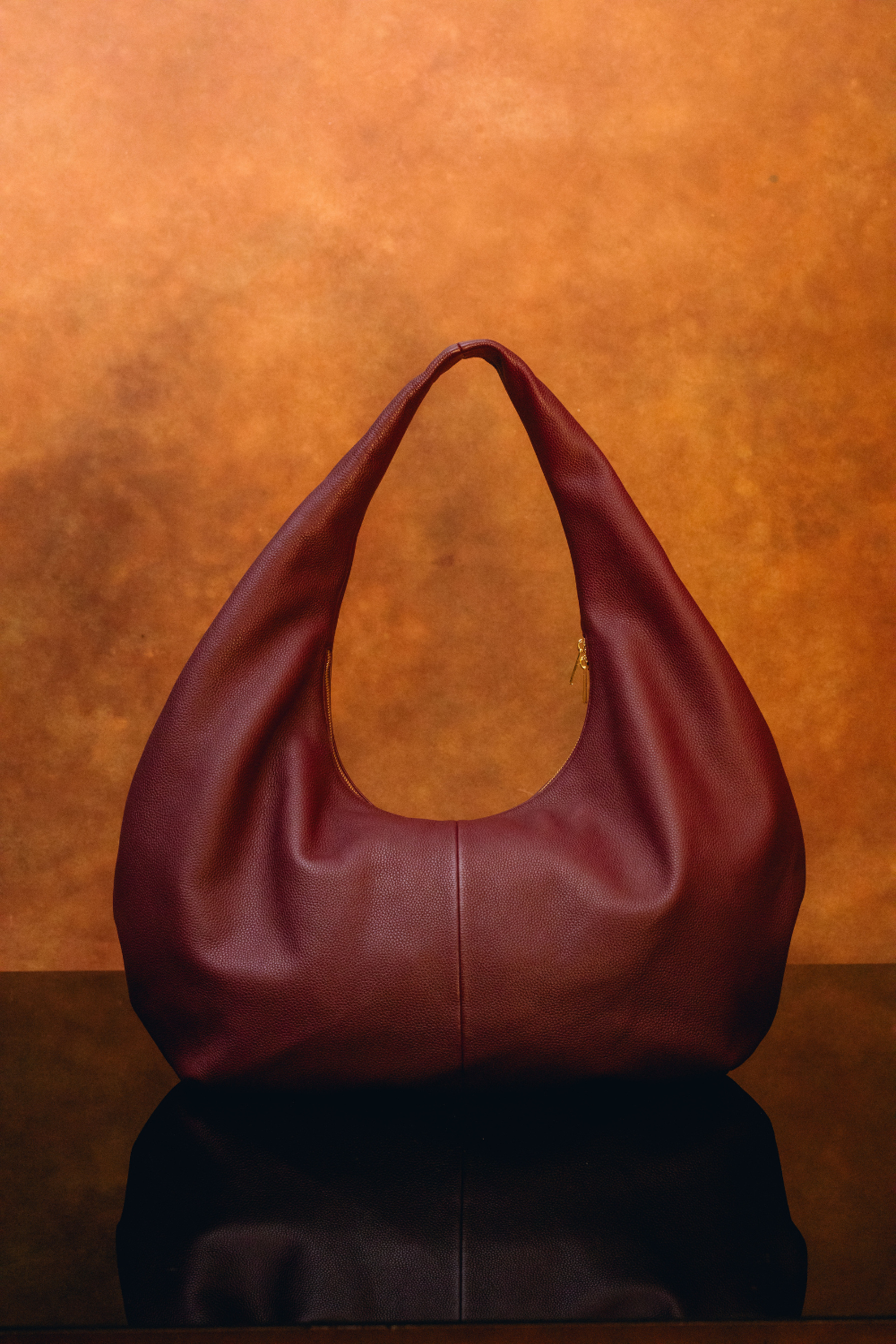 London Togo Leather Maxi Handbag - Burgundy