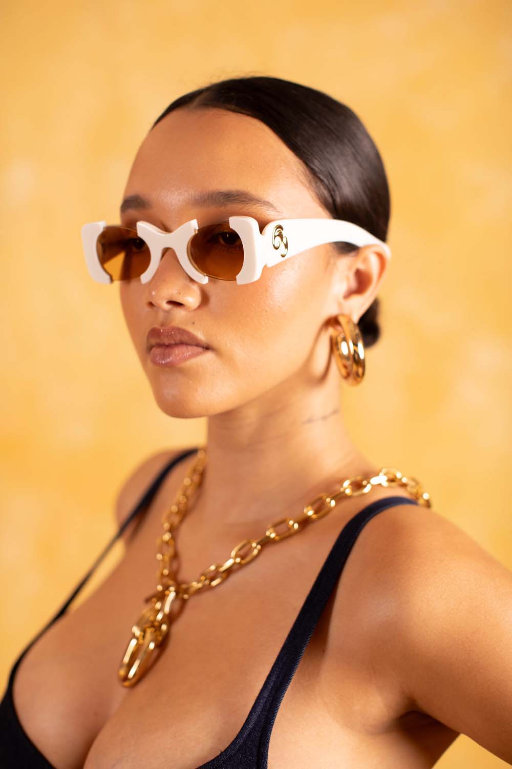 Suki Sculptural Statement Sunglasses - White