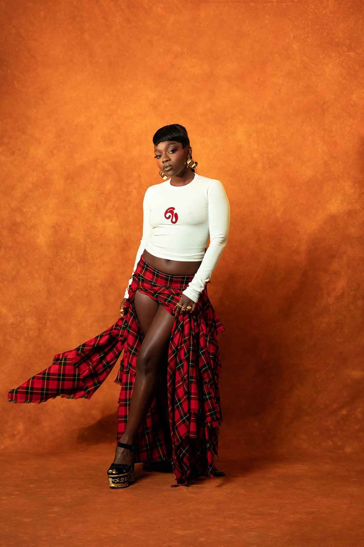 Nao Cotton Logo Embroidered Long Sleeve Top - White