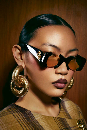 Suki Sculptural Statement Sunglasses - Black