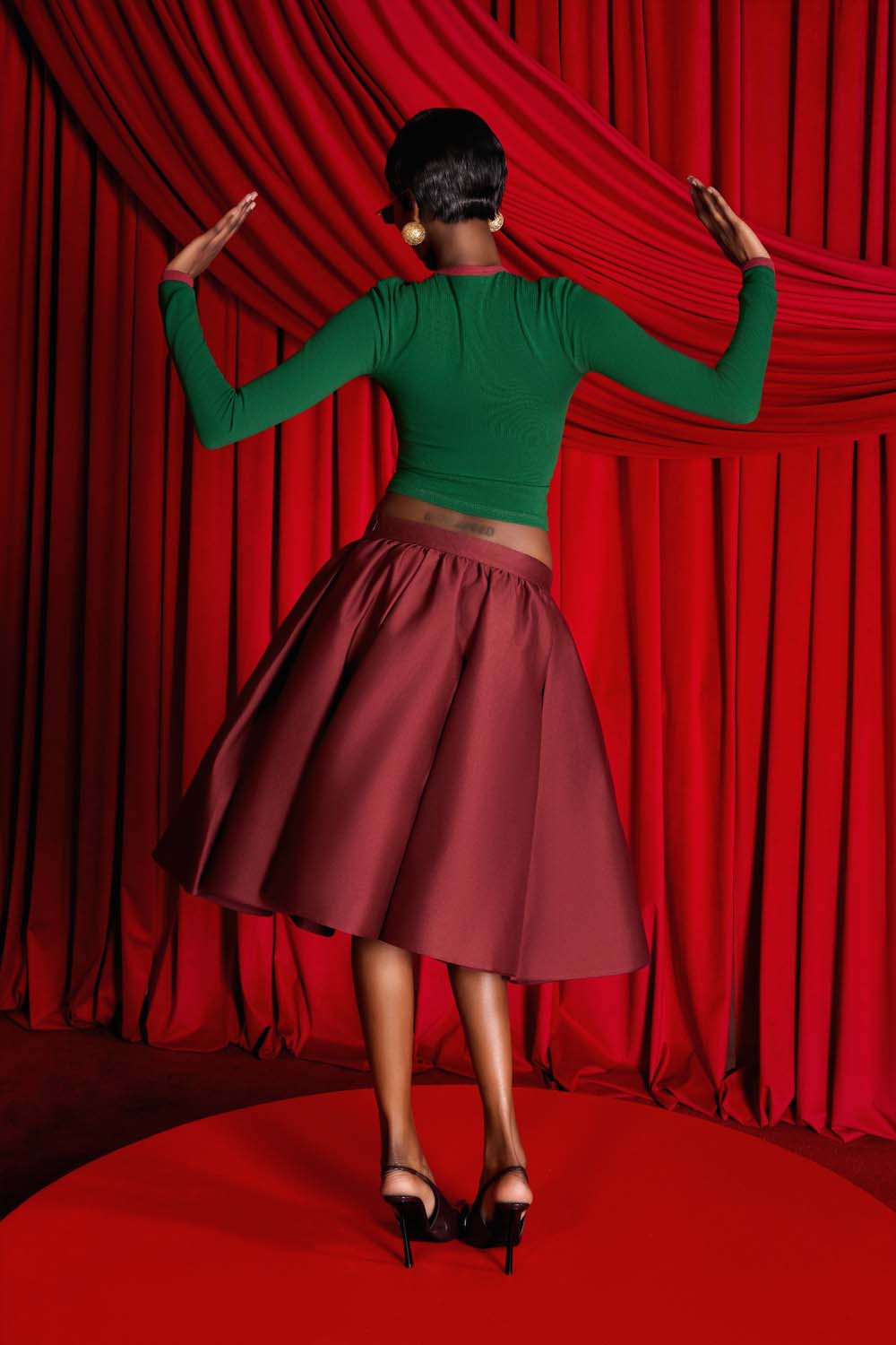 Nao Cotton Logo Embroidered Long Sleeve Top - Viridian