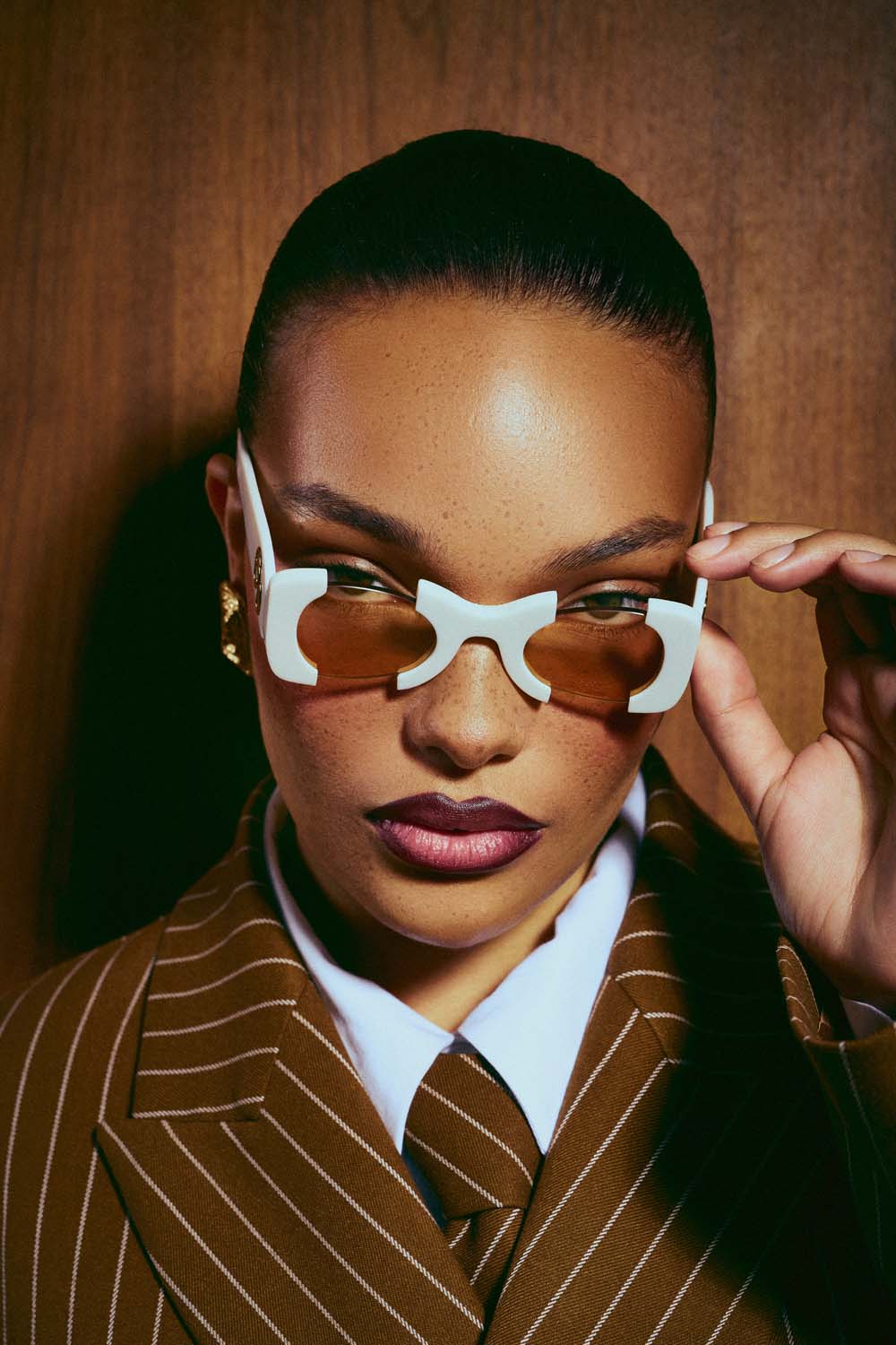 Suki Sculptural Statement Sunglasses - White